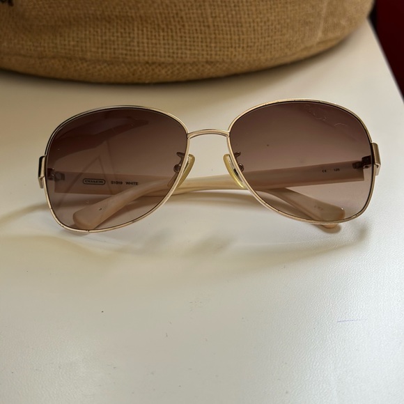 COACH Sunglasses - Picture 2 of 15